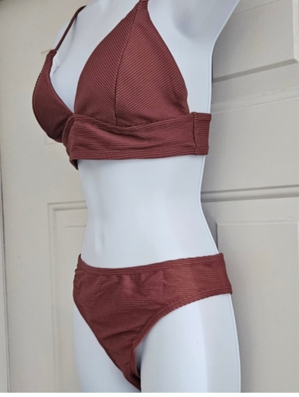 Cupshe Rust Red Ribbed Triangle Bikini Set - Picture 3 of 5